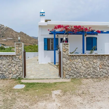 Ninemia Serifos 3 Livadi (Serifos)