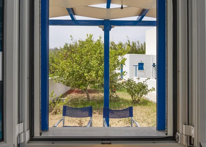 Ninemia Serifos 3 Livadi (Serifos)